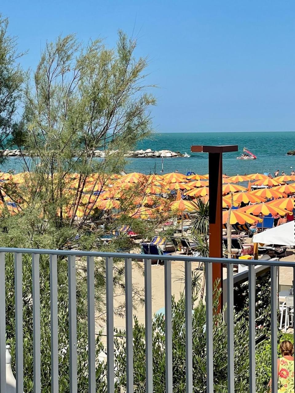 Villa Le Agavi Luxory Beach Surfhouse Беллария-Иджеа-Марина Экстерьер фото